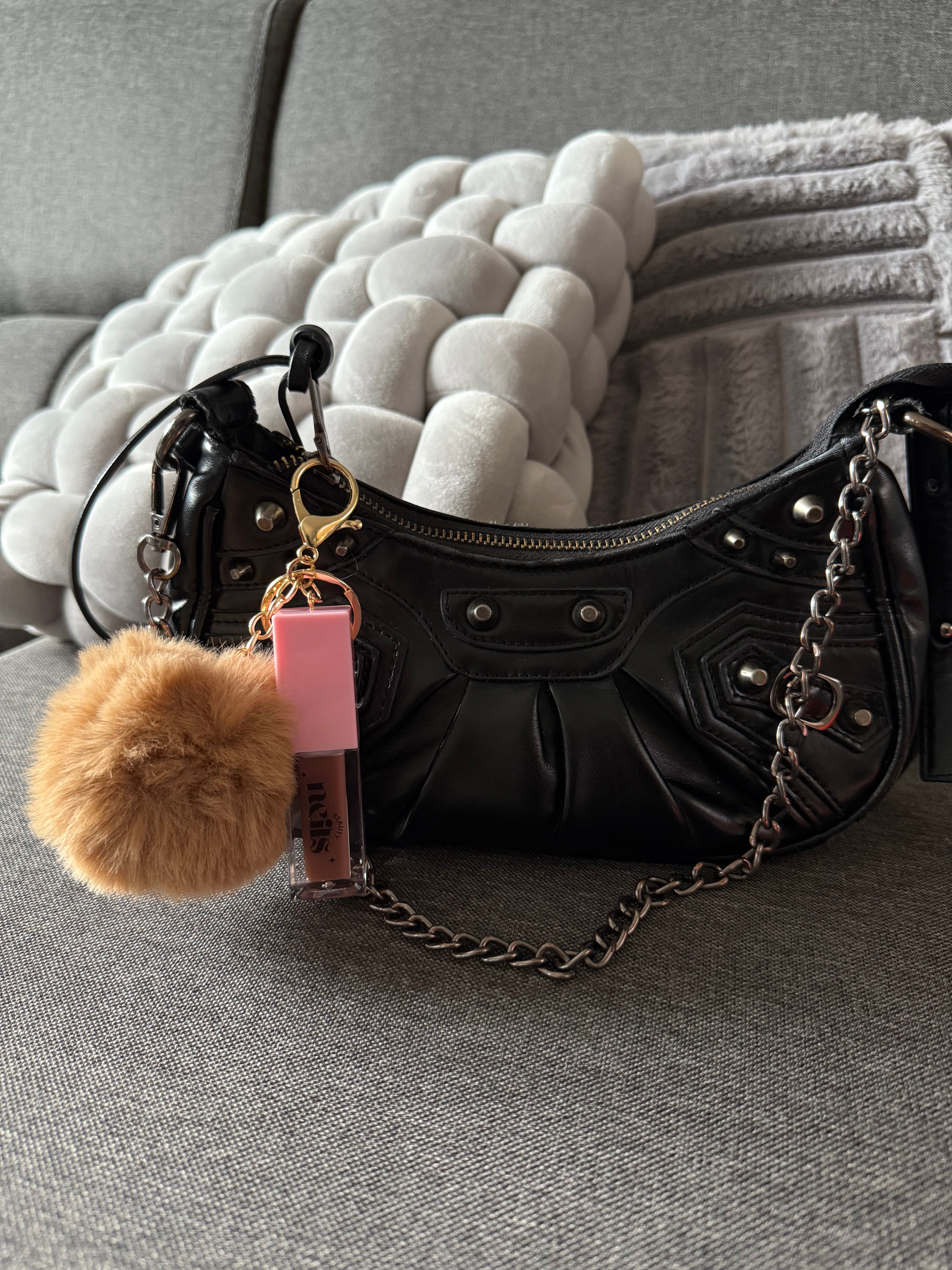 Pompons NEILSBEAUTY 🤍